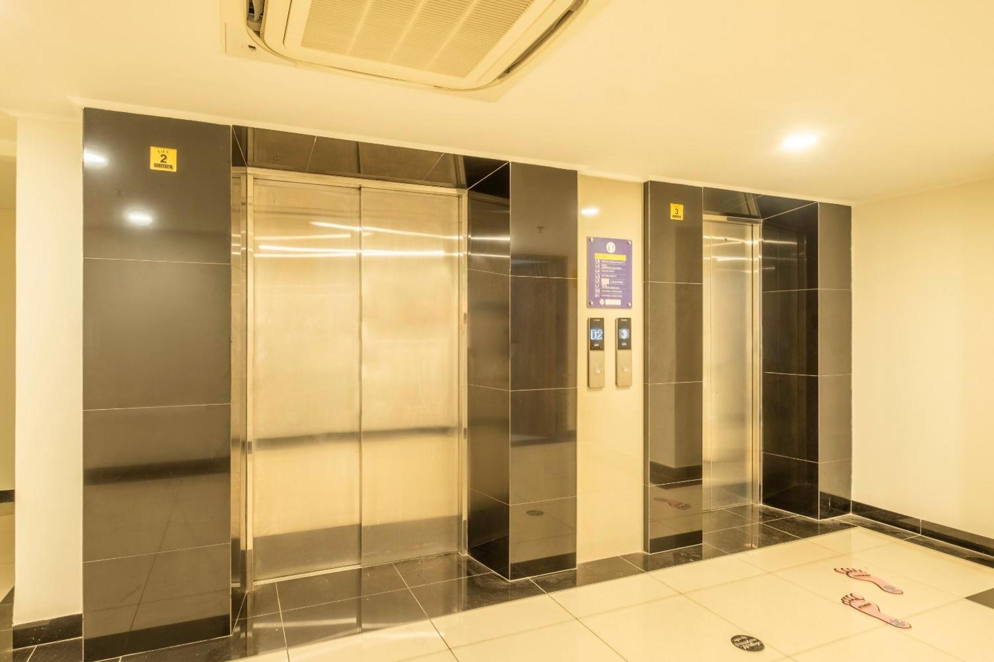 Super Oyo Collection O Hotel Pasar Baru Heritage Bandung Ngoại thất bức ảnh