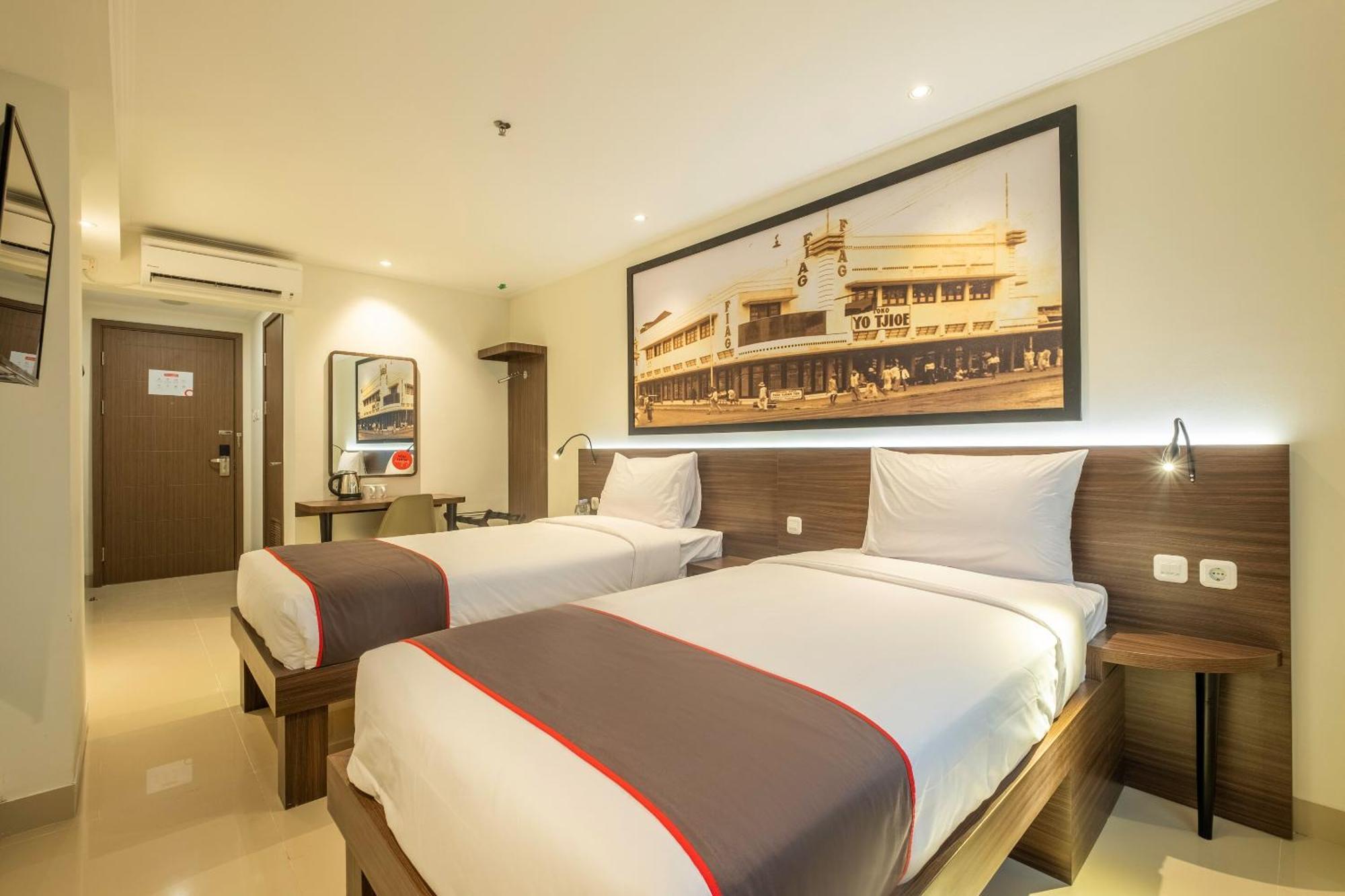 Super Oyo Collection O Hotel Pasar Baru Heritage Bandung Ngoại thất bức ảnh